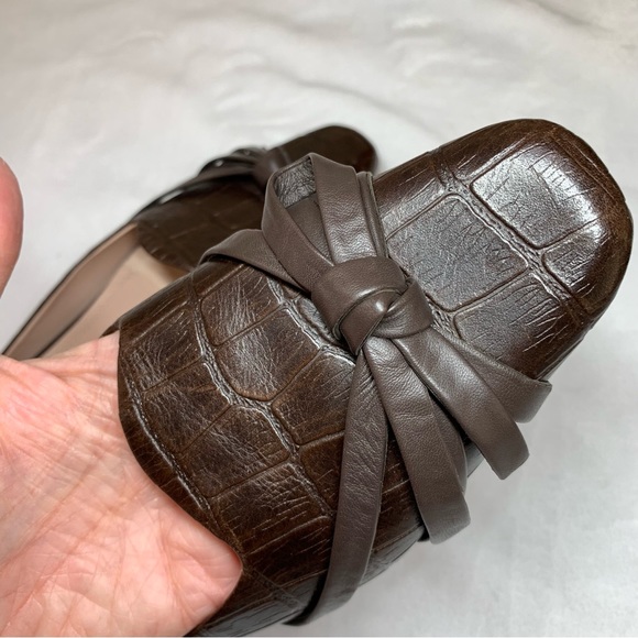 AD & Daughters Brown Croc-Embossed Leather Mules, Leather Soles and Lini… - Picture 4 of 15